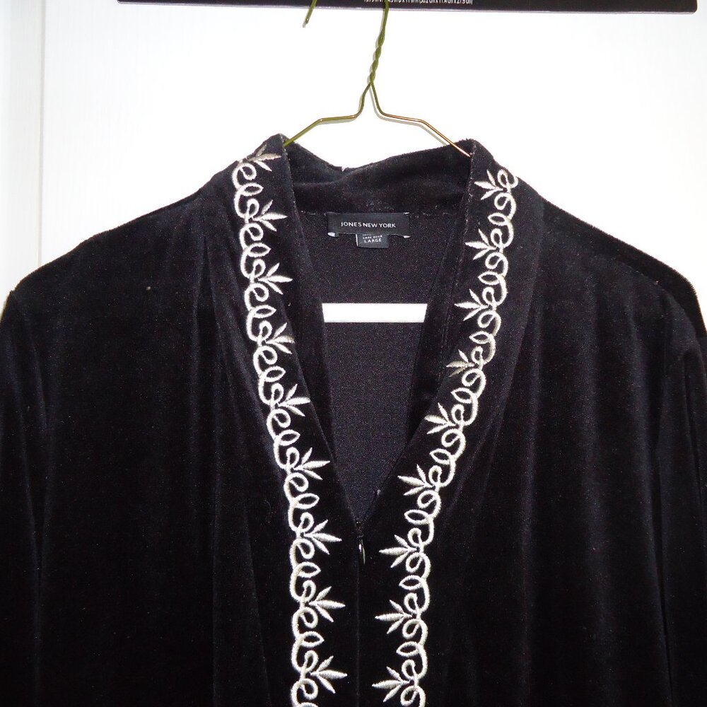 Jones New York Velour Robe L
